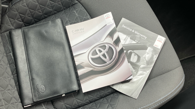 Toyota C-HR 1.8 Hybrid Design 5dr CVT Hybrid Hatchback